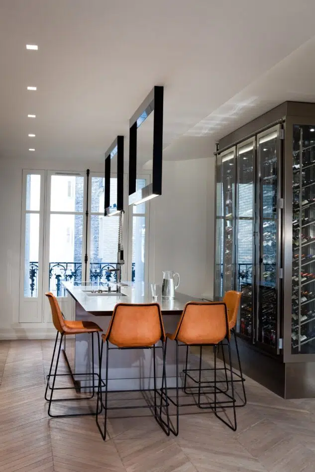 Paris home by Isabelle Stanislas Architecture
