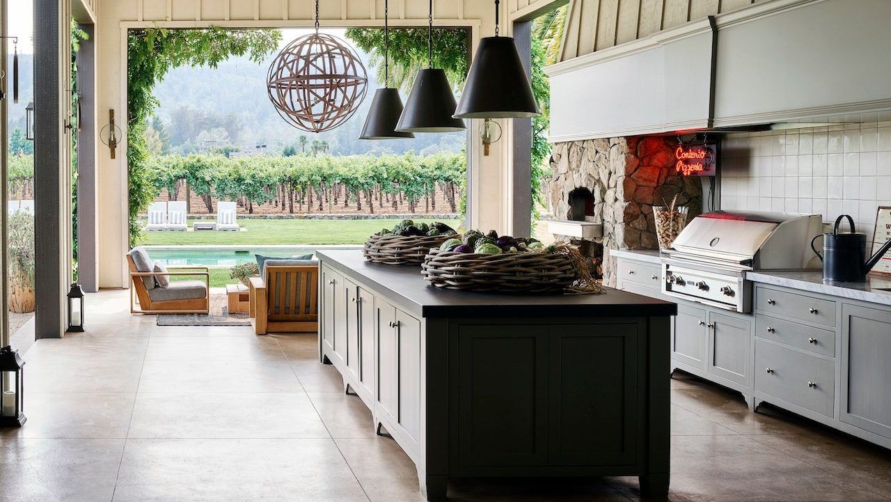 11 Enviable Outdoor Kitchens And