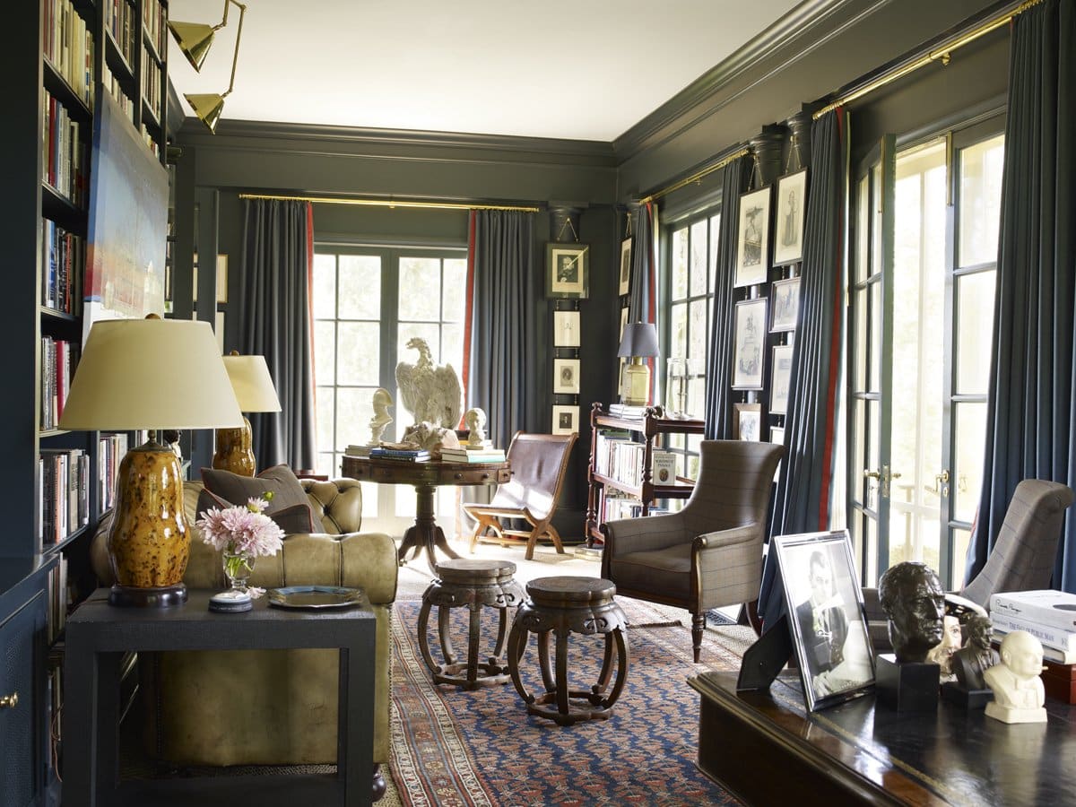 In this Nashville library, Brockschmidt and Coleman wanted the antiques to project an air of the Southern stately manner.