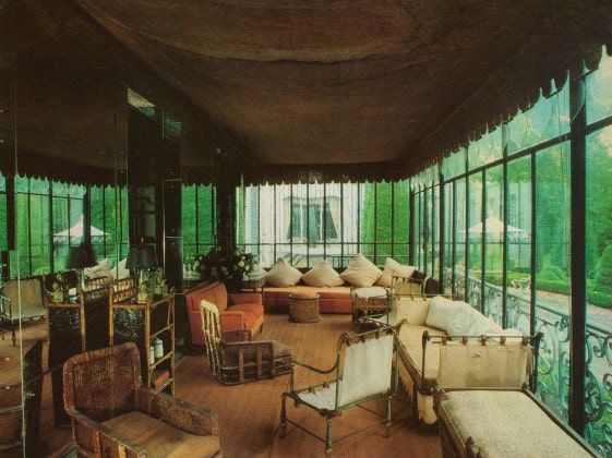 The sunroom at de Wolfe's Versailles residence, Villa Trianon. 