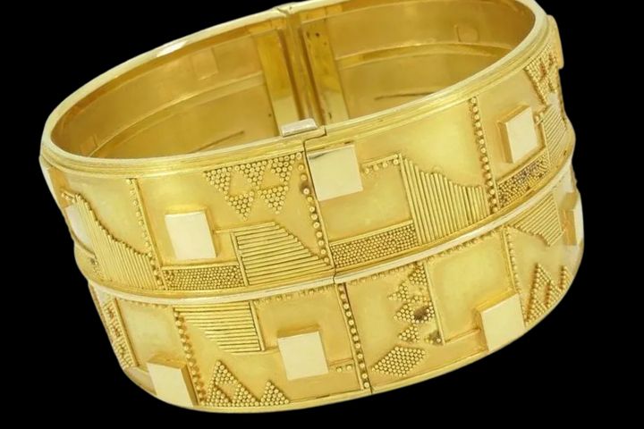 18k Gold Geometric Hinge Cuff Bracelet