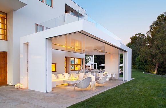 minimalist-exterior-los-angeles-ca-by-rios-clementi-hale-studios1