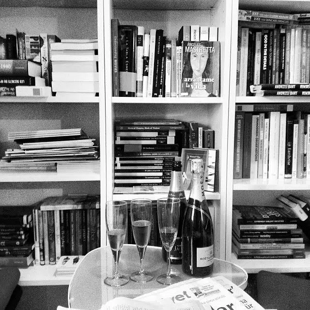 Haceryeni Black-Tie #1DShelfie