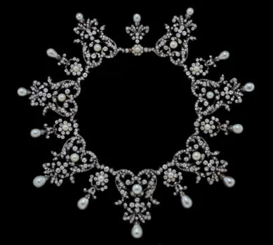pearl and diamond necklace