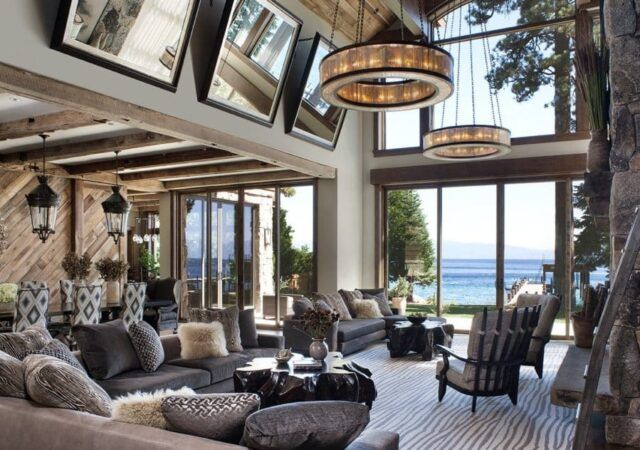 18 Views of Desirable Lake Houses