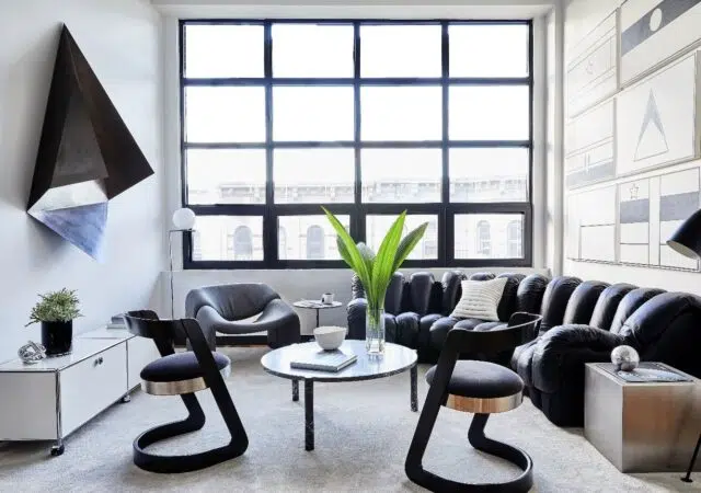 18 Dazzling Black-and-White Rooms