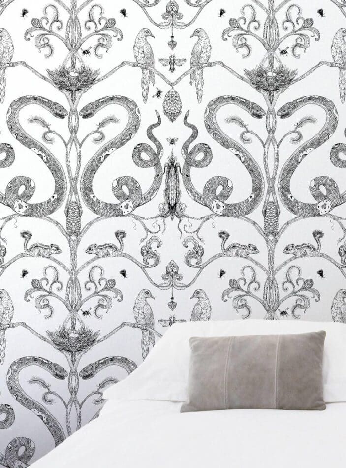 Snake Party in black and white by Merenda Wallpaper