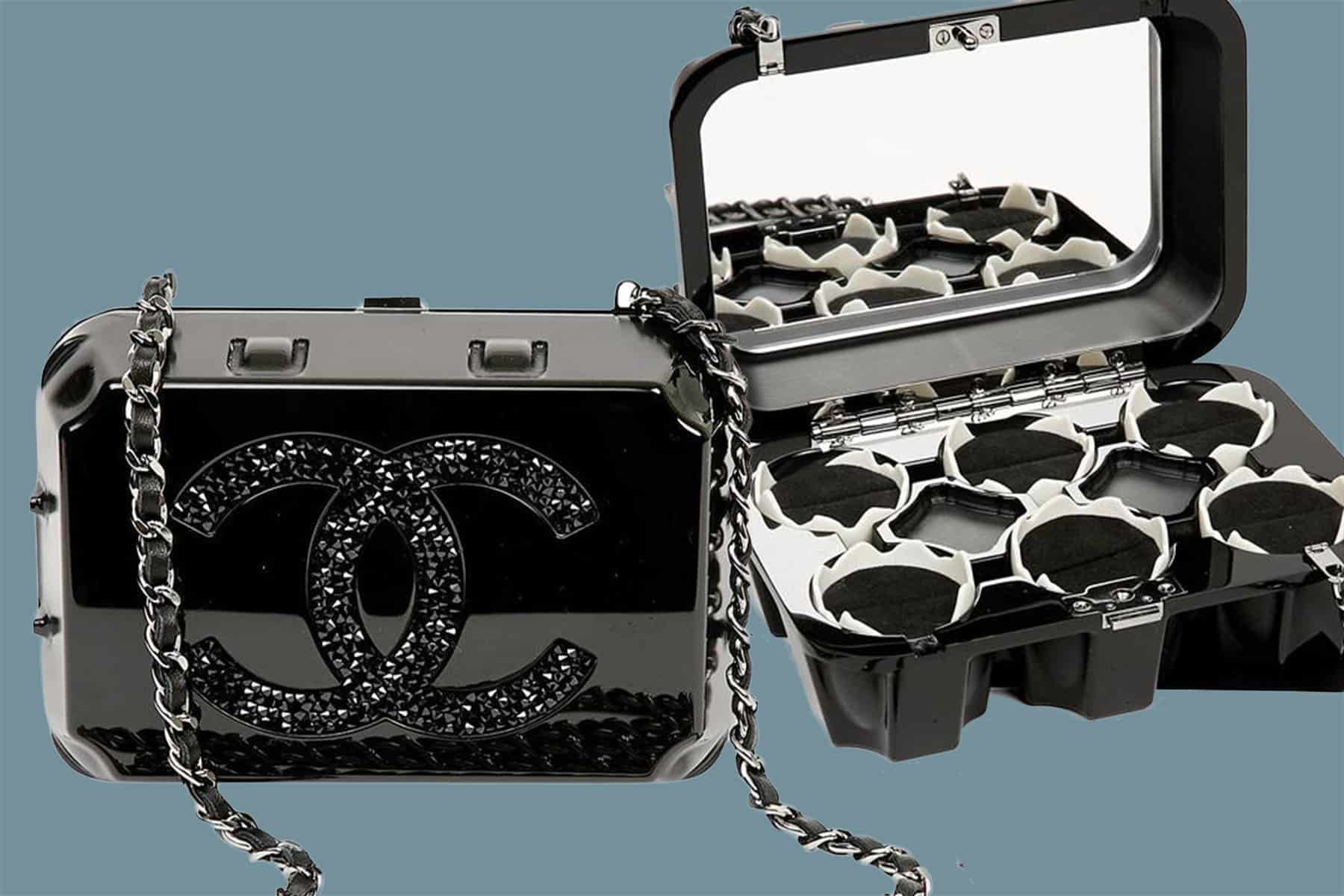 With a Wink, Karl Lagerfeld Sent This Egg-Carton-Shaped Chanel Bag