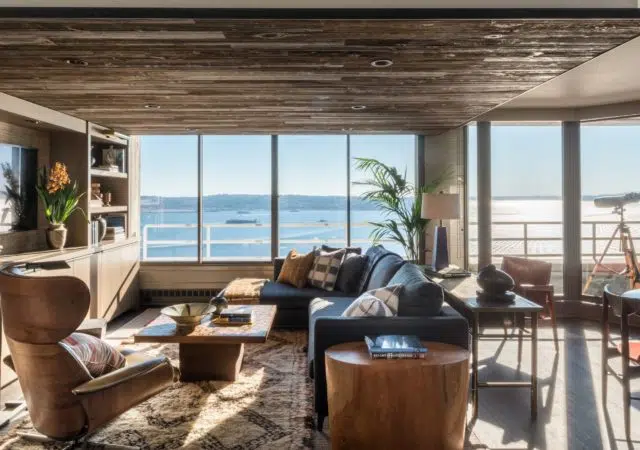 10 Refined Bachelor Pads