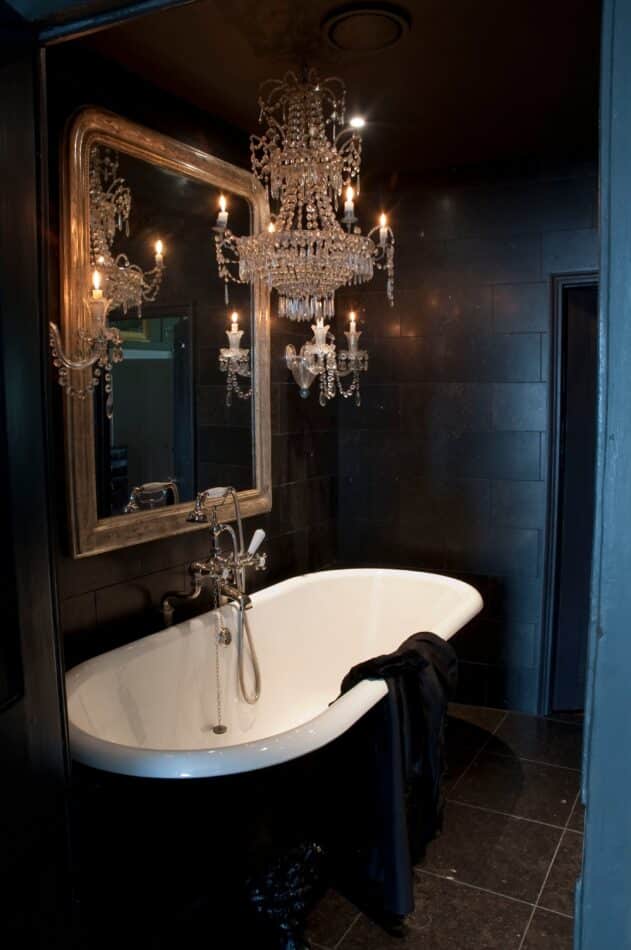 Robert Young bathroom in London